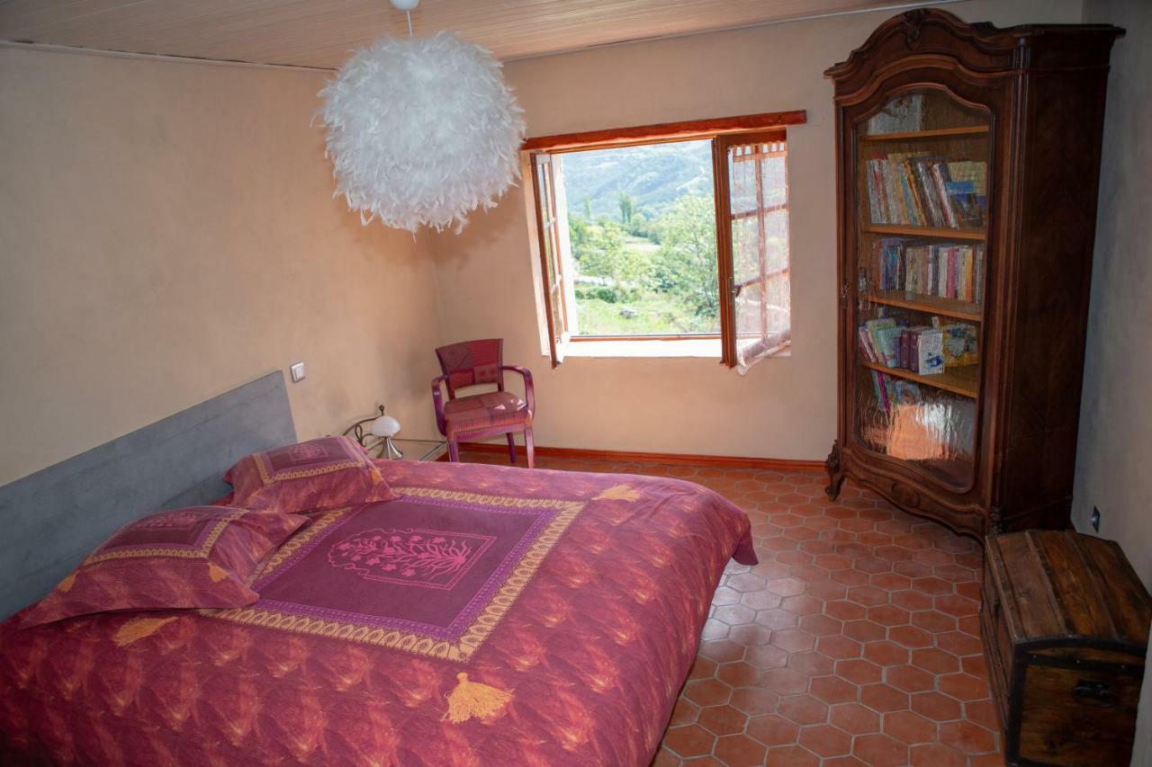 Gaia, Maison D'Hotes Verdon, Vue Feerique Blieux Екстериор снимка